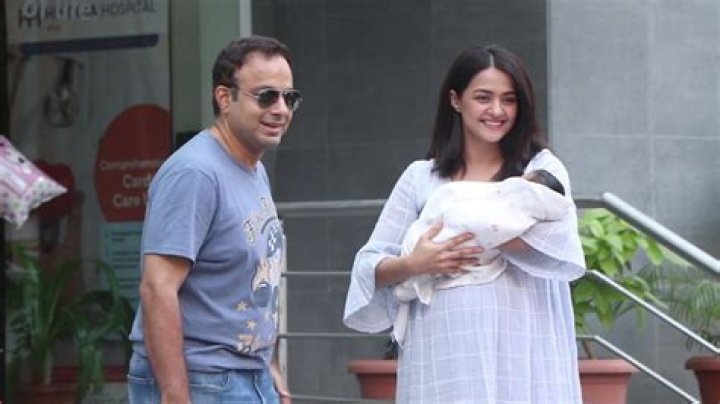 Akshay Thakker (Surveen Chawla's Husband) Age, Family, Biography & More