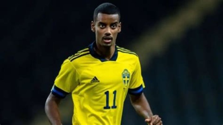 Alexander Isak Ethnicity, Nationality, Who Are His Parents? Net Worth