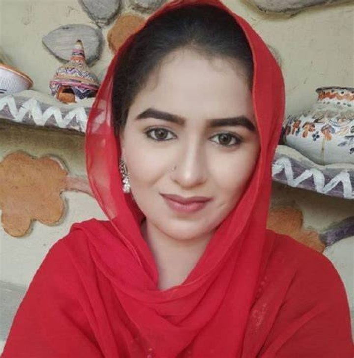 Aliza Sehar Age, Husband, Family, Biography & More &raquo; StarsUnfolded