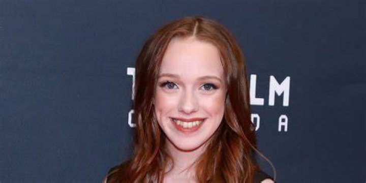 Amybeth McNulty Bio, Age, Height, Boyfriend, Net Worth Wealthy Spy