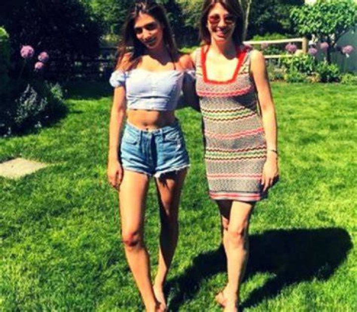 Bio, Wiki, Age, Husband, Daughter, Career, Net Worth (2023), Tony Award