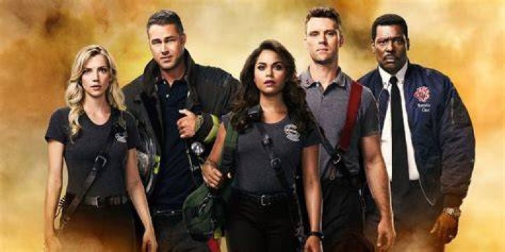 Chicago Fire' Star Kara Killmer Recently Sparked Pregnancy & Depature
