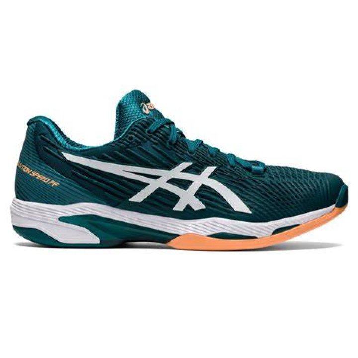 Iga Świątek Asics Iga Świątek Wartość sportsmenki poszła w górę. Jak