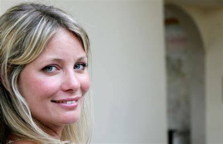 IL RADICALE CAMBIAMENTO DI FLAVIA VENTO BOLLICINE VIP