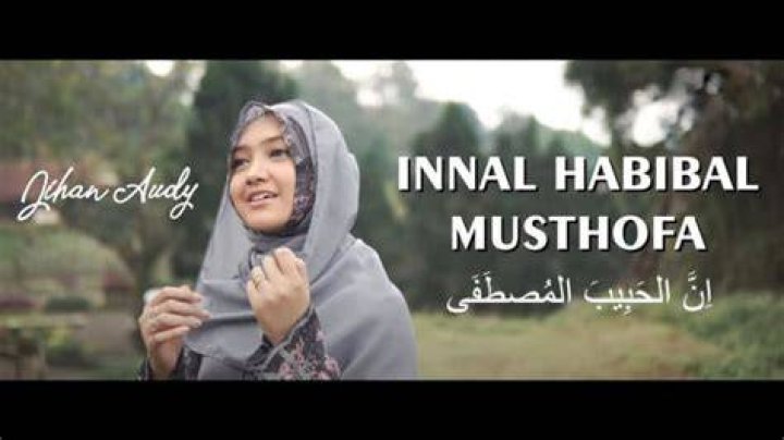 Innal Habibal Musthofa cover Maria Ulfah Elkamiel YouTube