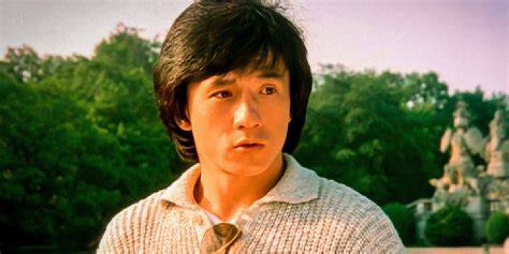 Jackie Chan, un actor emblemático para la cultura china Mas Ricos