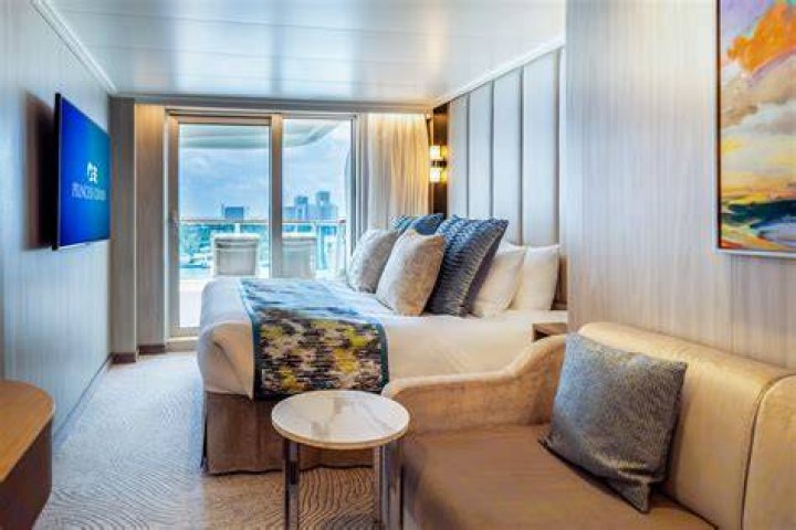 Look Inside The Star, Portland&rsquo;s New Spot for DeepDish Pizza Eater