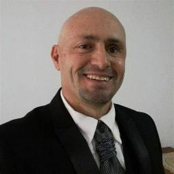 Mauricio Velasquez 3rd brother Cole's Hill, Tx books. Real Estate