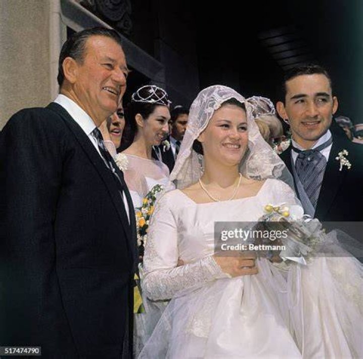 Melinda Wayne (now Munoz) wedding John wayne, Young john wayne, Wayne
