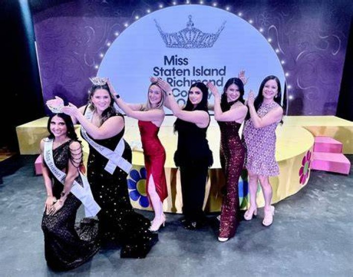 Miss Staten Island 2012 CMN Steven and Alexandra Cohen Children's