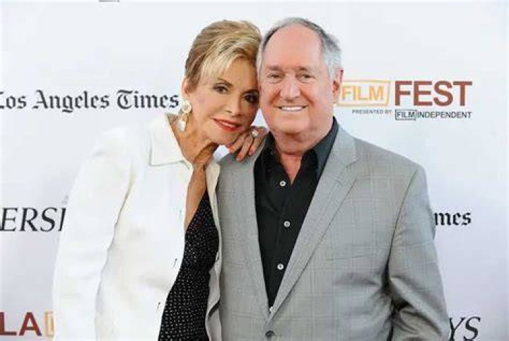 Neil Sedaka Net Worth August 2023, Salary, Age, Siblings, Bio, Family