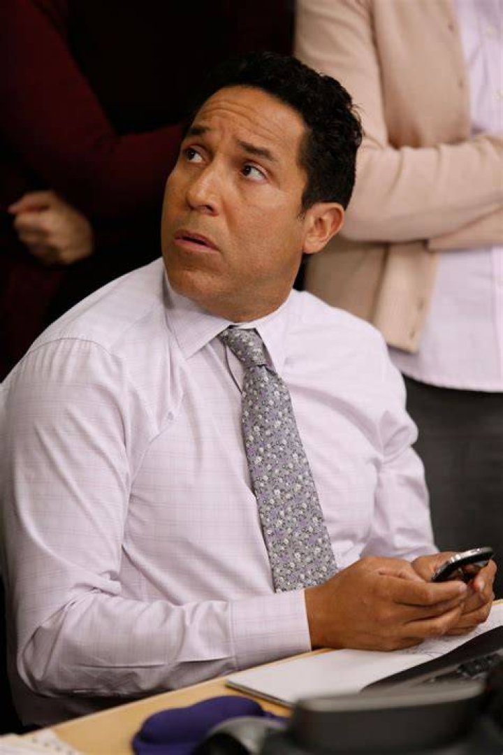 Oscar Nunez's Biography Wife, Net Worth, Height, Gay Rumors
