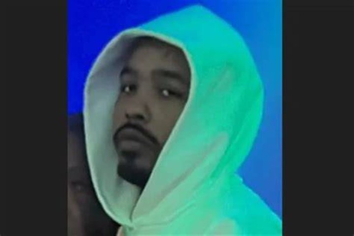 Police release new photos, seek new info in unsolved 1996 murder of