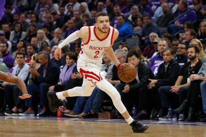 RJ Hunter Puts Up A CareerHigh 40 Points In Erie BayHawks Win Over