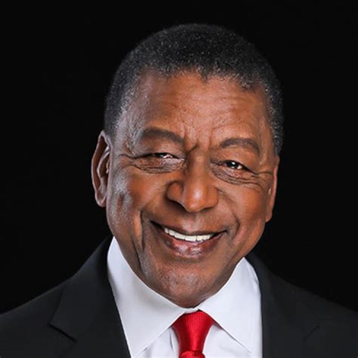 Robert L. Johnson Net Worth 2018 Wiki, Married, Family, Wedding