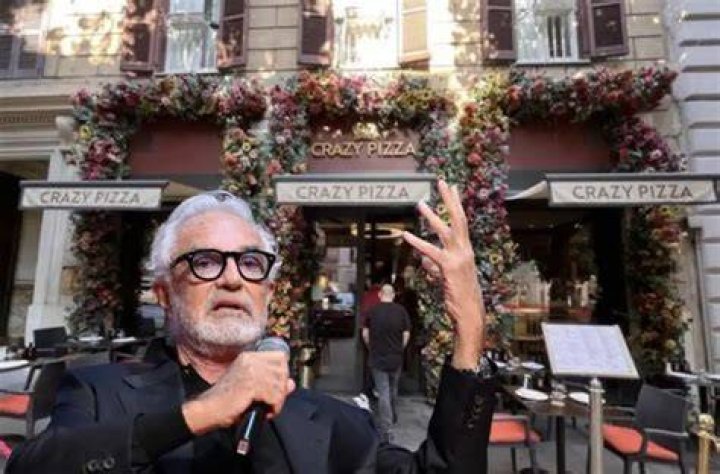Su Crazy Pizza Flavio Briatore ha ragione &egrave; un genio e chi lo critica no