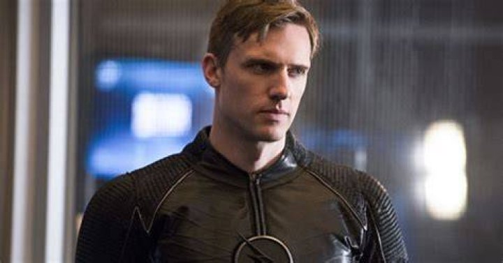 Teddy Sears