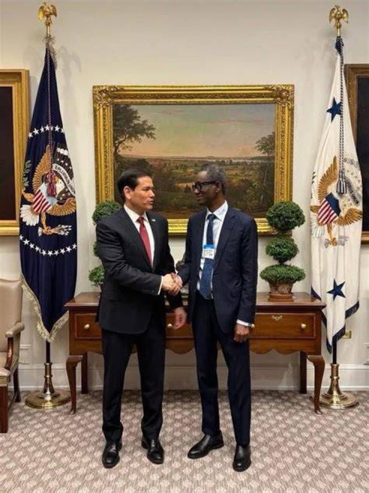 Those asking for Bola Ahmed Tinubu of APC&rsquo;s whereabout, come and see