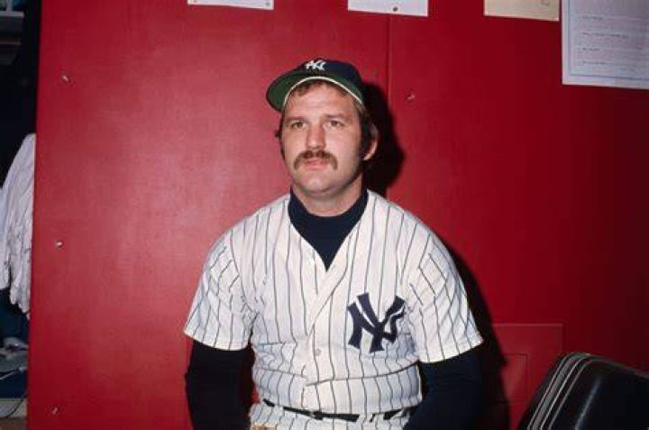 Thurman Munson New york yankees baseball, New york yankees, Yankees